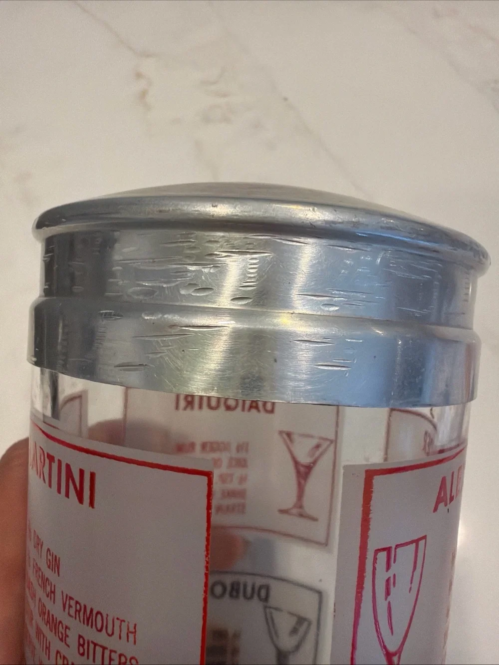 Unbranded sleek silver